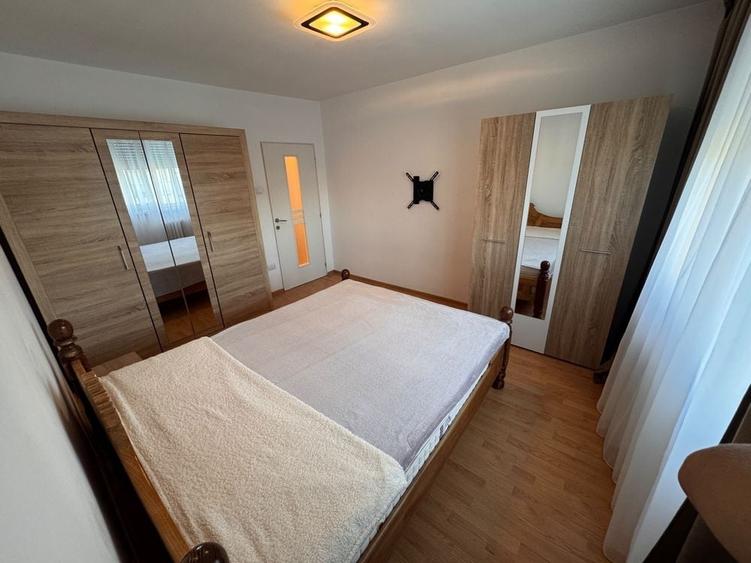 Apartament cu 2 camere semidecomandat în Spitalul Județean