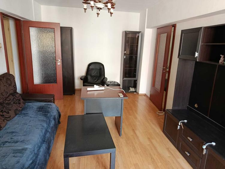inchiriez apartament 3 camere
