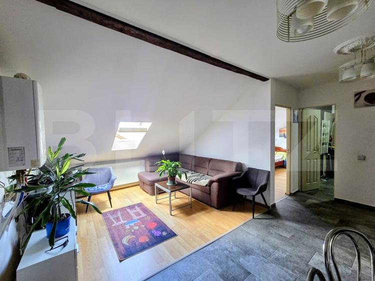 Apartament cu 2 camere de vânzare, 50.84 mp, zonă Florilor - 1