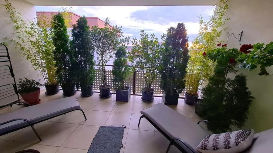 Apartament cu 3 camere decomandat, mobilat în Torontalului