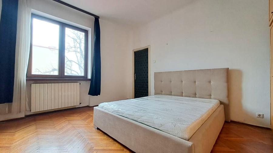 Apartament cu 2 camere decomandat, mobilat în Armeneasca