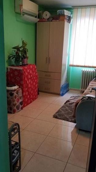 Garsonieră decomandată în Take Ionescu