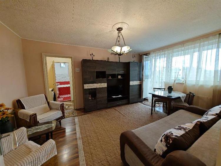Apartament cu 2 camere semidecomandat, mobilat în Astra