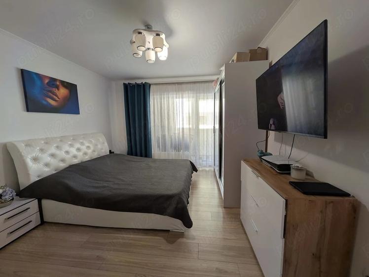Apartament decomandat, etajul 1, balcon, zona Eroilor - 4