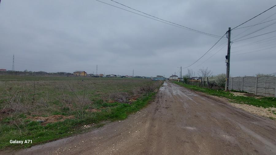 Teren Construcții intravilan de 5808 mp, în Săbăreni