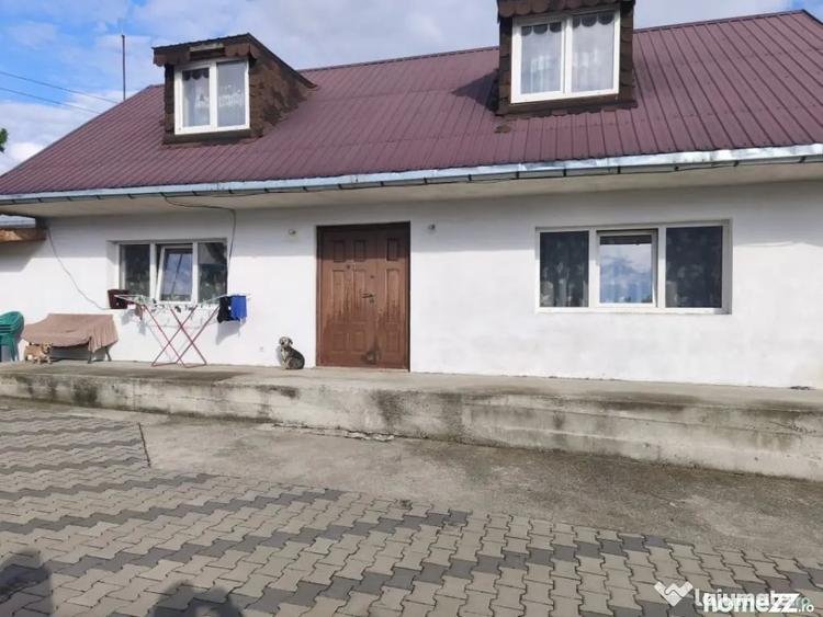 Casă cu 4 camere cu Teren 6000 Mp în Negostina