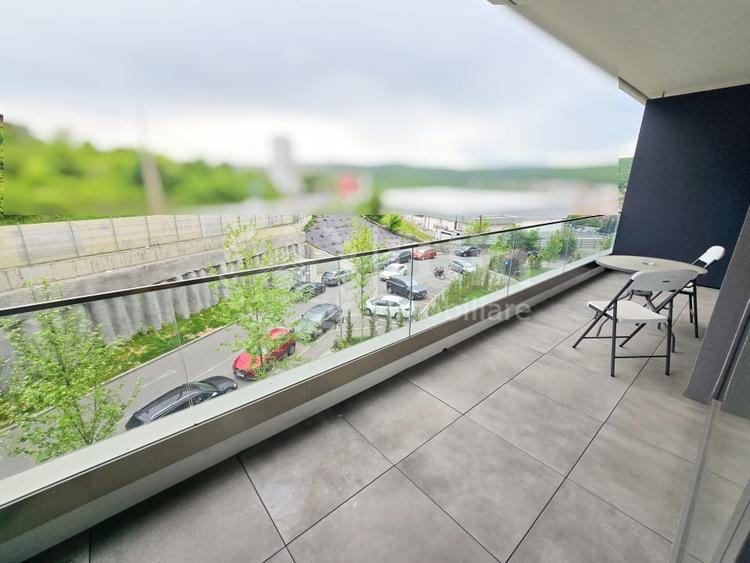Apartament cu 2 camere semidecomandat, mobilat în Zorilor