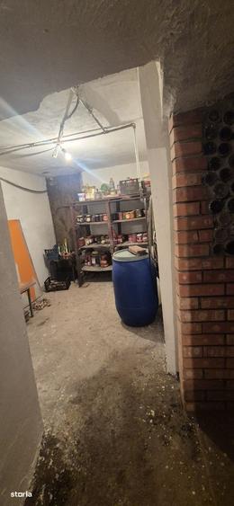 Casă cu 4 camere cu Teren 200 Mp în Valu lui Traian