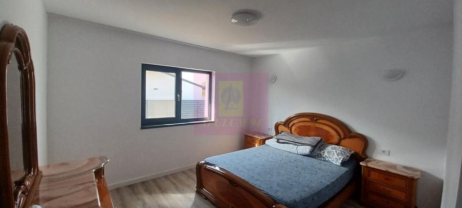 Casă individuală cu 4 camere cu Canalizare în Gulia