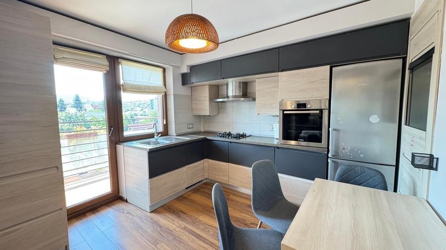 Apartament cu 3 camere, mobilat în Gheorgheni
