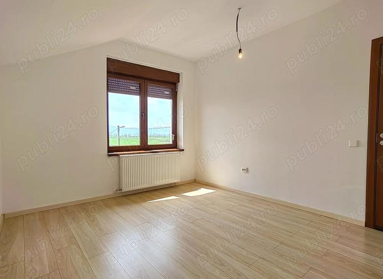 Casă cu 5 camere cu Teren 372 Mp în Central