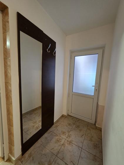 Garsonieră decomandată în Vitan