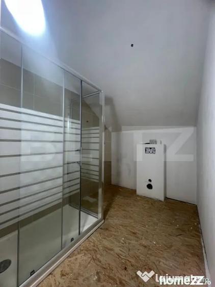 Casa cu 5 camere, 217 mp utili, 1396 mp teren, Cartierul Pri - 1