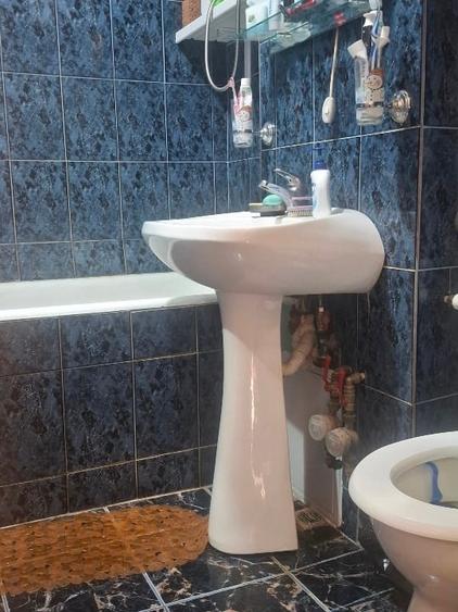 Apartament cu 4 camere decomandat, mobilat în Tineretului
