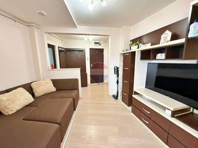 Apartament cu 2 camere decomandat, mobilat în Aradul Nou