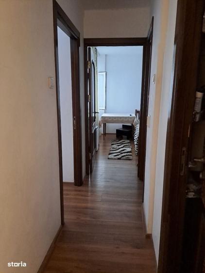Ofer spre inchiriere apartament cu 3 camere,Robea-Catedrala - 18