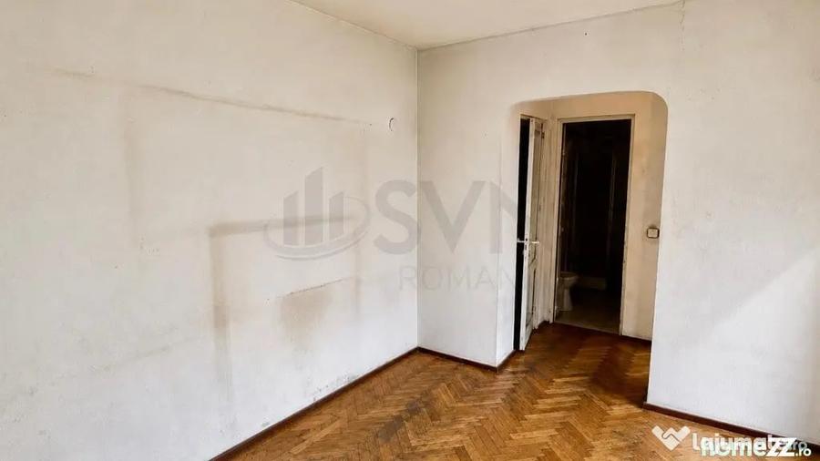 Apartament cu 2 camere decomandat în Victoriei