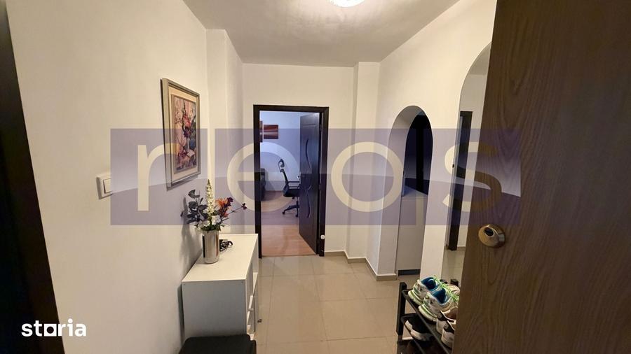VANZARE 3 CAMERE DECOMANDAT MALL VITAN - 2