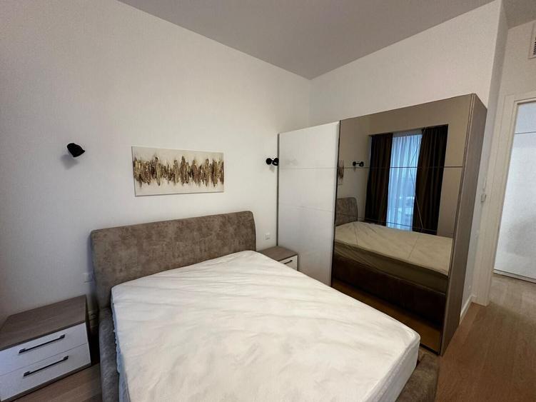 Apartament cu 2 camere decomandat, mobilat în Barbu Văcărescu