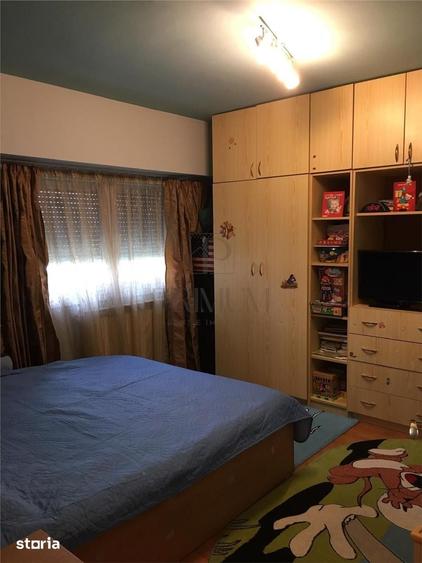 Apartament cu 4 camere decomandat în Simion Bărnuțiu