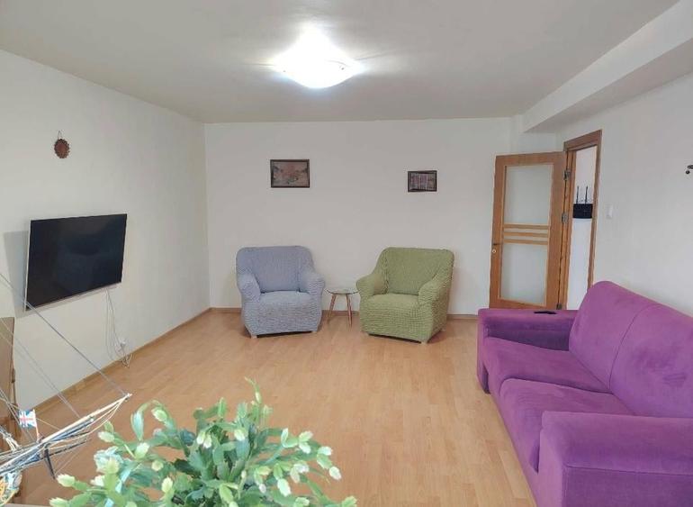 Apartament cu 2 camere decomandat în Inel I