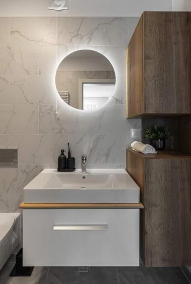 Apartament cu 3 camere decomandat în Nord