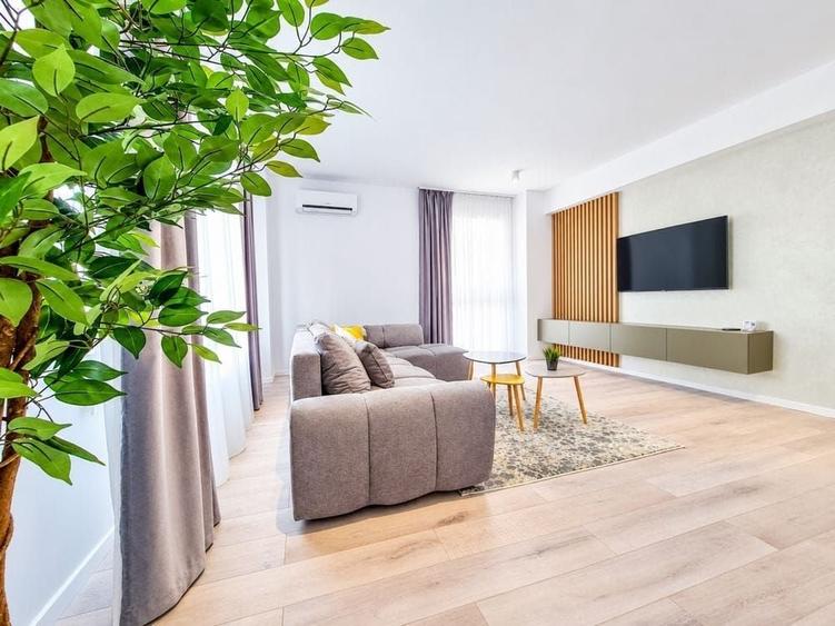 Apartament cu 2 camere decomandat, mobilat în City Park Mall