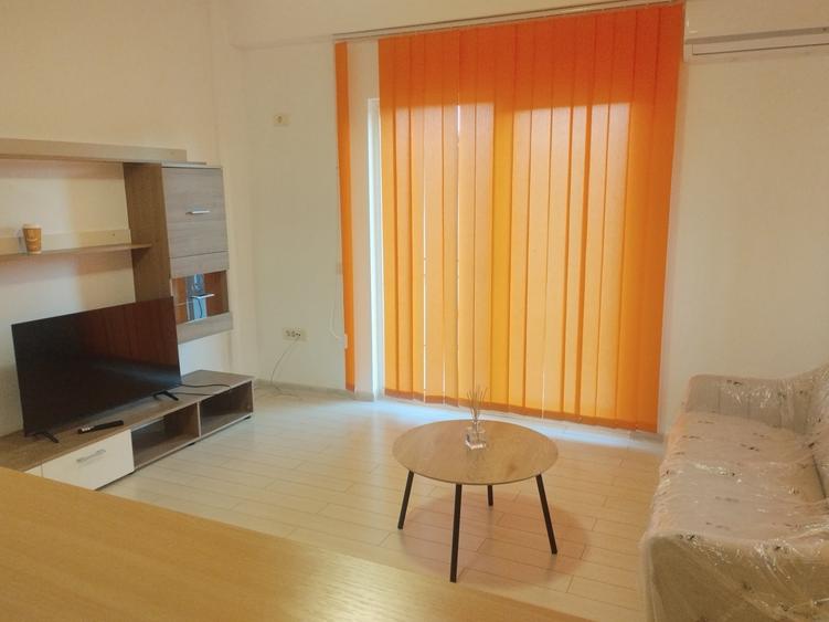 Apartament cu 2 camere semidecomandat, mobilat în Militari