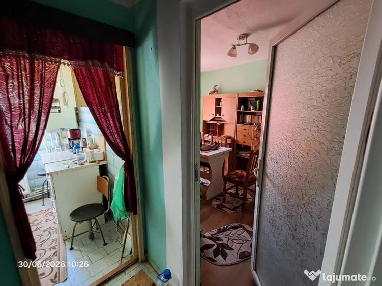 Apartament cu 2 camere semidecomandat în Central