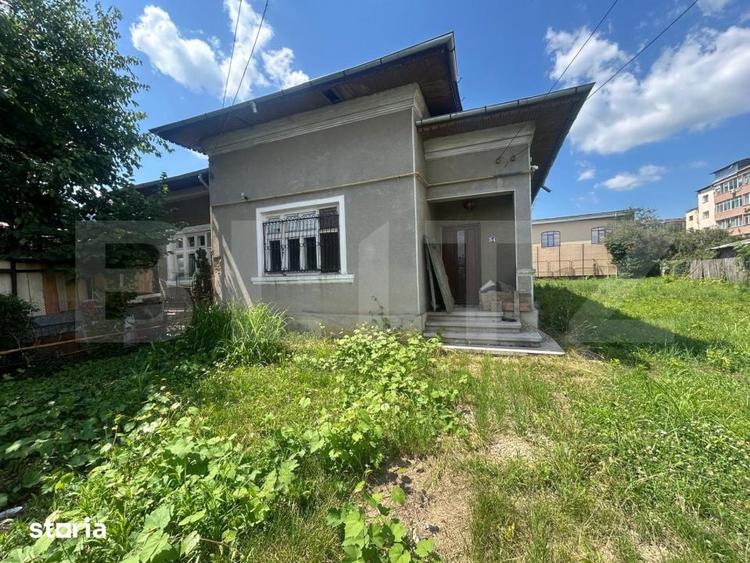 Casă cu 3 camere cu Teren 1111 Mp în Central