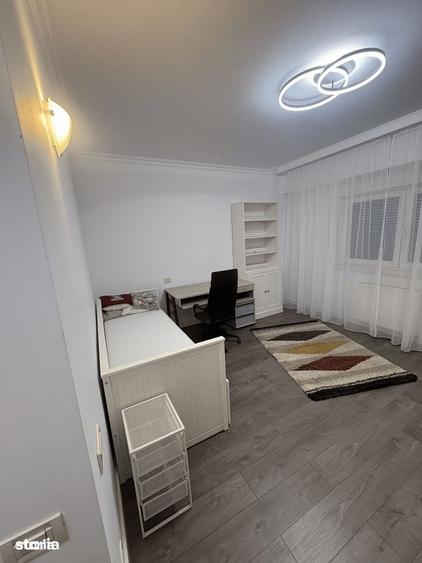 Apartament cu 3 camere decomandat în Grozăvești