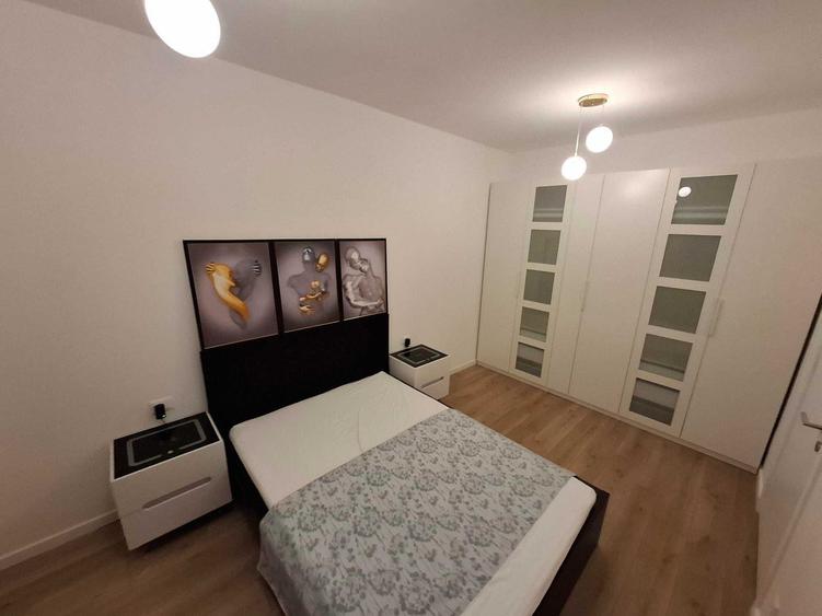 Apartament cu 2 camere semidecomandat în Central