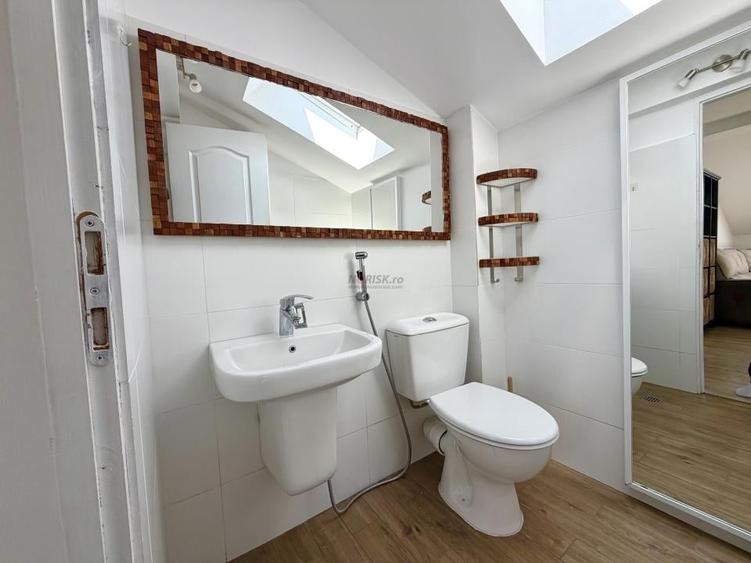 Apartament cu 3 camere decomandat în Sălăjan