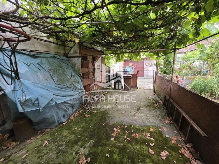 Casă cu 2 camere cu Teren 144 Mp în Muncitoresc