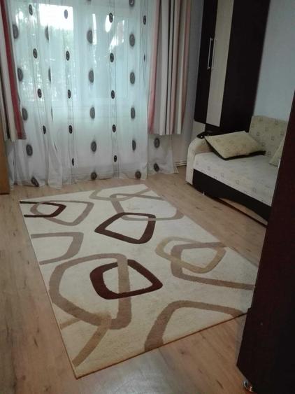 Garsonieră semidecomandată în Micro 3