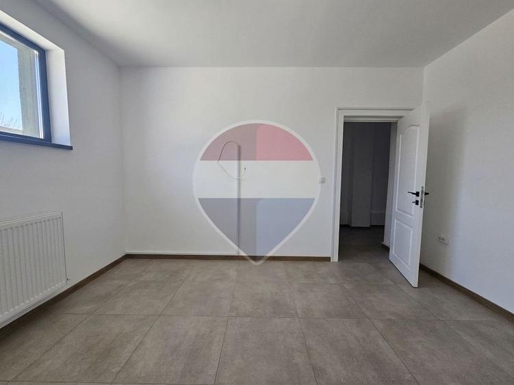 Apartament cu 2 camere decomandat în Sud-Vest