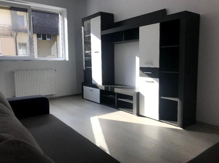 Apartament cu 2 camere decomandat în Florești