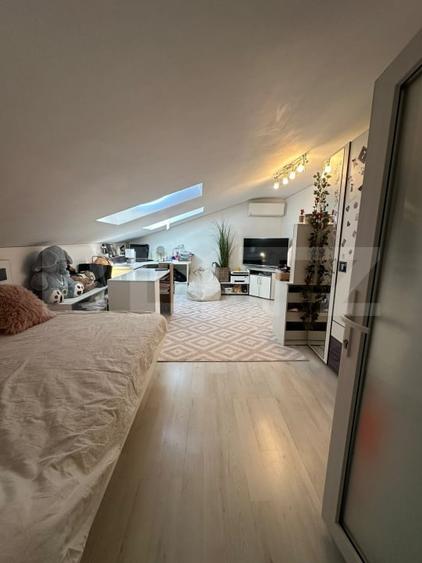 Apartament cu 4 camere decomandat, mobilat în Plopilor