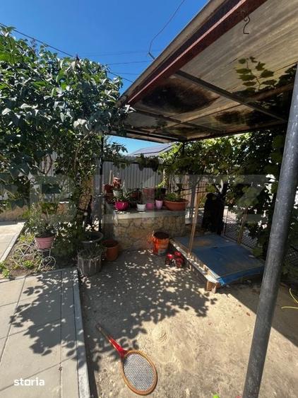 Casă cu 4 camere cu Teren 1150 Mp în Vânători