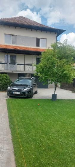 Casă cu 6 camere cu Teren 700 Mp în Aranghel