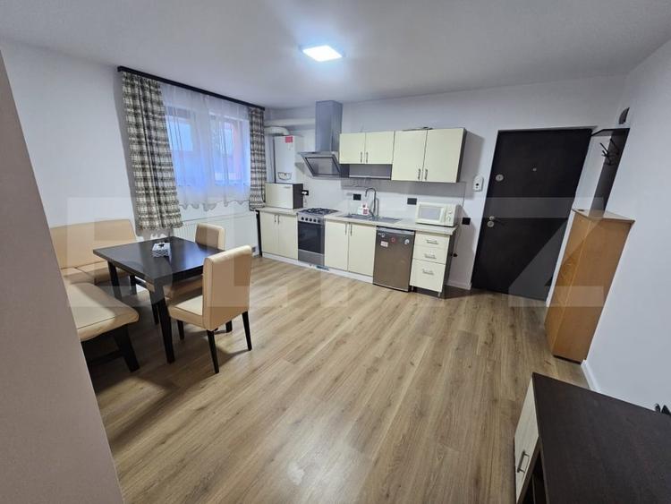 Apartament cu 2 camere semidecomandat, mobilat în Bună Ziua