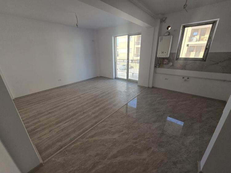 Apartament cu 2 camere decomandat în Girocului