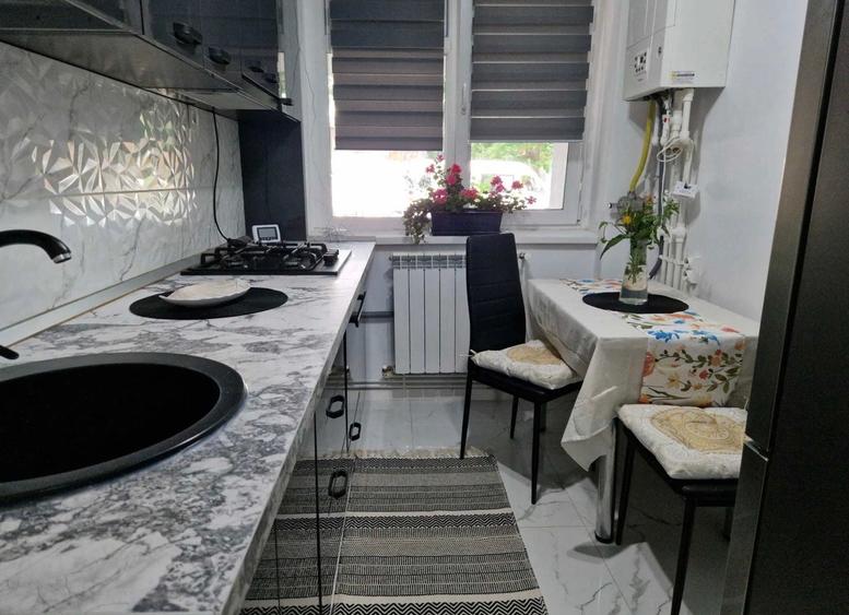 Apartament cu 2 camere decomandat în Gorjului