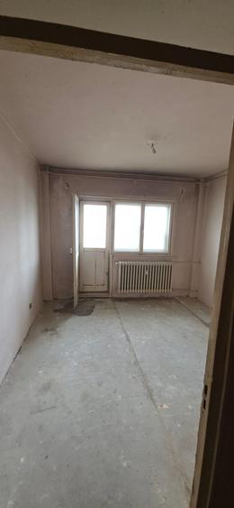 Apartament cu 2 camere decomandat, mobilat în Tineretului