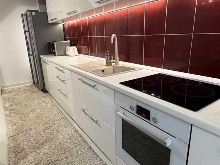 Apartament cu 2 camere decomandat în Burdujeni