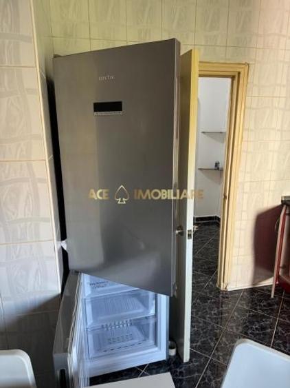 Apartament cu 3 camere decomandat, mobilat în Berceni