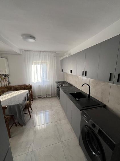 Inchiriere apartament 3 camere - 7