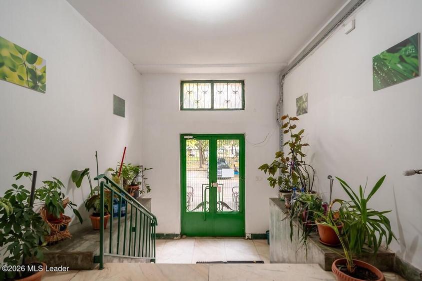 Apartament cu 2 camere decomandat în Drumul Taberei