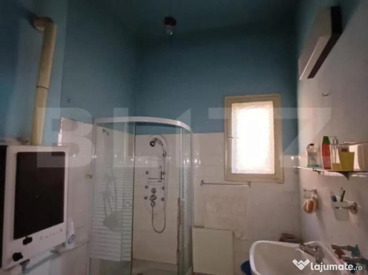 Casă cu 6 camere cu Teren 715 Mp în Turda
