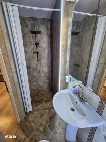 Apartament cu 4 camere în Progresul